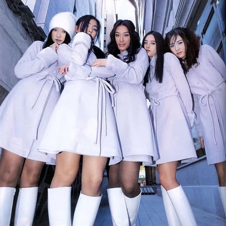 kchartsmaster's tweet photo. KISS OF LIFE and Baby V.O.X will reportedly have a collaboration stage at the 2024 KBS Music Bank Global Festival. https://t.co/TGnMZ63H5q