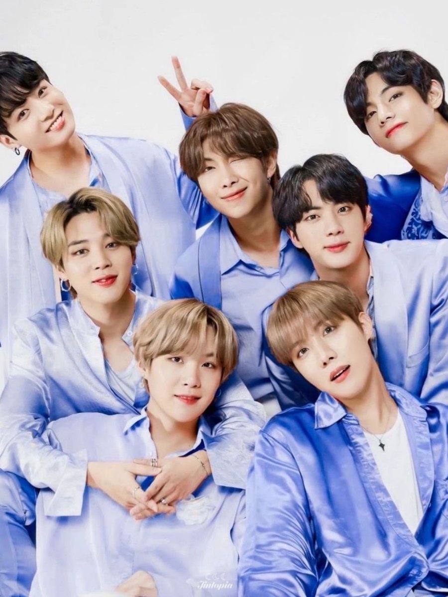 olgayushchik's tweet image. Thank you to the world for you❤ You are my world and life❤ I believe BTS will be together forever❤ ARMY loves you🥰 I love you🥰
💜💜💜💜💜💜💜
#WeAreTogetherBulletProof
#다괜찮아질거야
#apobangpo #purple #borahae #bts
#ot7 #ot7bts
#btsarmy
#BTSisFamily
#WeLoveVMinKook