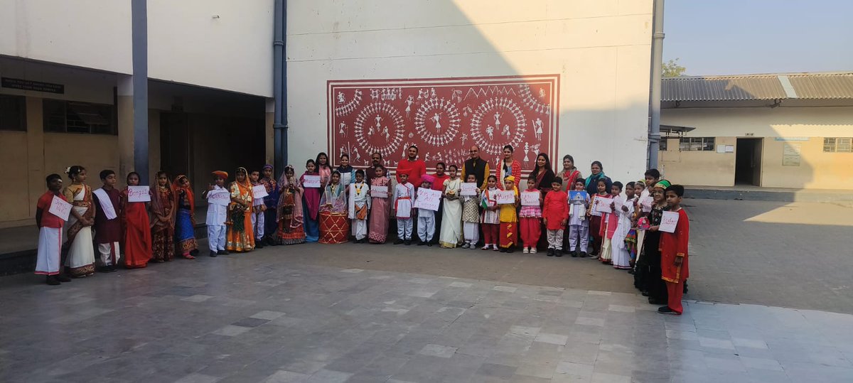 KV4Jaipur's tweet photo. Celebrate Bhartiya Bhasha Utsav #bhashautsav2024, #NEP2020 , #UnityThroughLanguage, #SchoolEducation https://t.co/AmuPM20eBq
