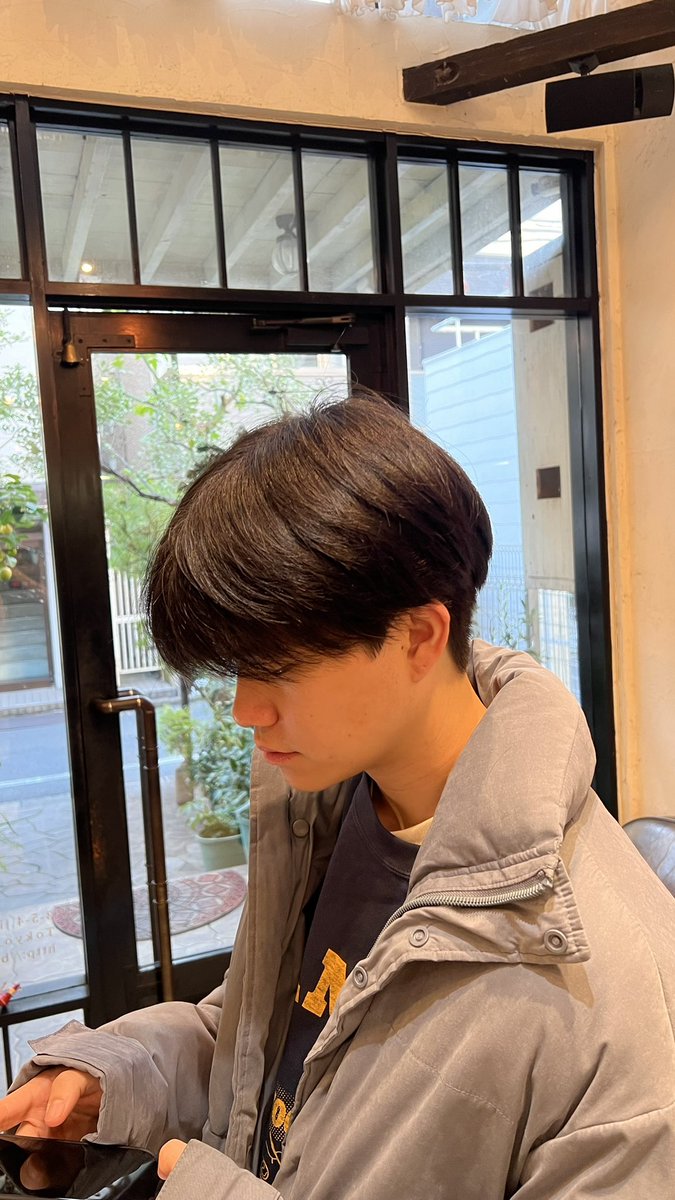 Mys3Nan's tweet photo. 本日12/18

14:00⭕️
15:00⭕️
カットのみご案内可能です
カット¥4830円

ご予約、詳細はDMにて承っております📩

場所　Belle表参道店　

年内メンテナンスお待ちしております！

#カット　#美容室　#表参道 https://t.co/Pz9EWTWIMf