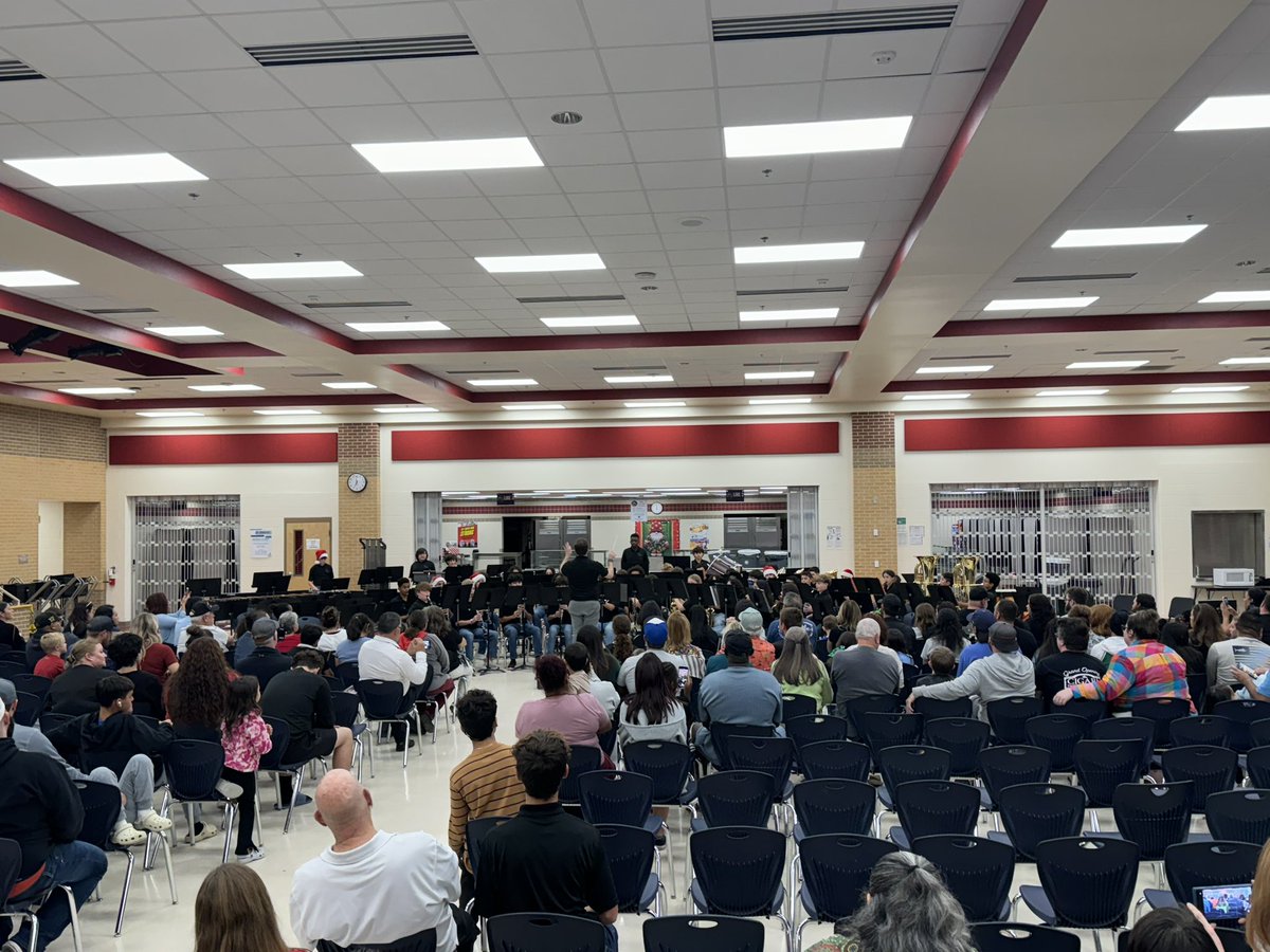 NISDStrausBand tweet media