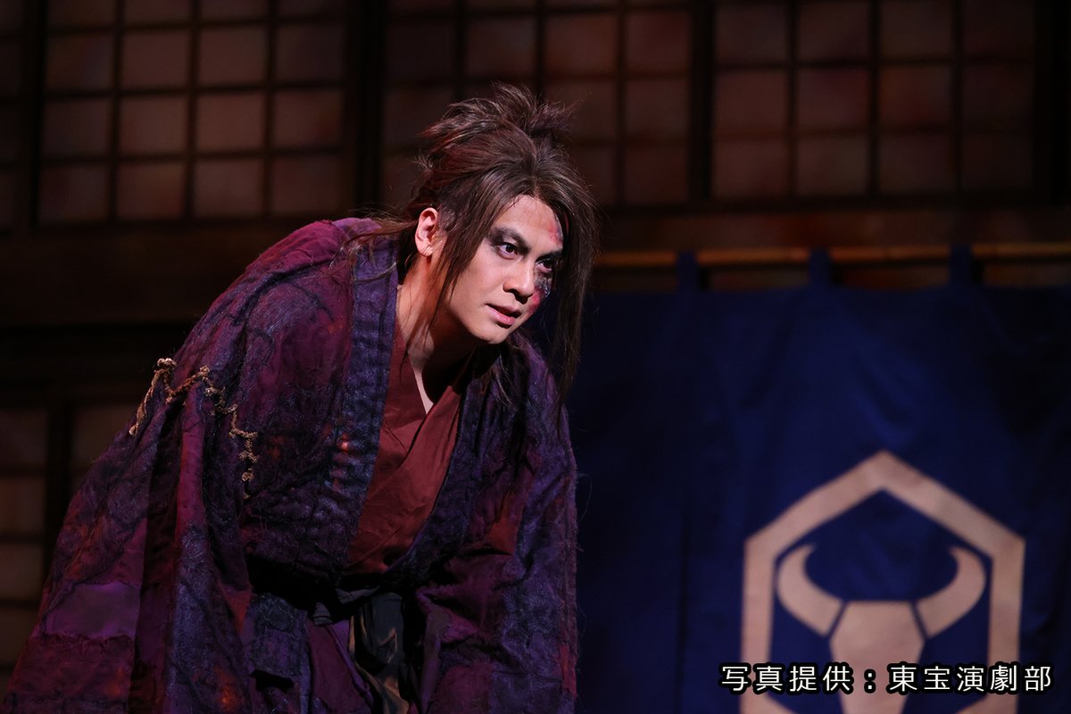 eplus_stage's tweet photo. ／
📢東京公演 舞台写真が到着📸
絢爛豪華 祝祭音楽劇『#天保十二年のシェイクスピア』
＼

#井上ひさし 不朽の名作が4年ぶり待望の再演🎊
＜大阪公演＞U30も大好評受付中‼✨
📅1/5(日)～1/7(火)
📍梅田芸術劇場メインホール

🎫➡https://t.co/HQ26GoL7MH

#浦井健治 #大貫勇輔 #唯月ふうか ほか https://t.co/c14pciQ1Uo