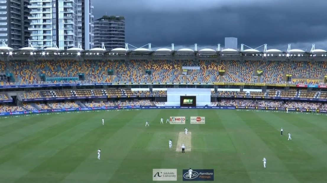 Rahulcric02's tweet photo. Bad light stops play in Brisbane.

Stay tuned for further updates.
#AUSvIND https://t.co/9QvMdHT7ai