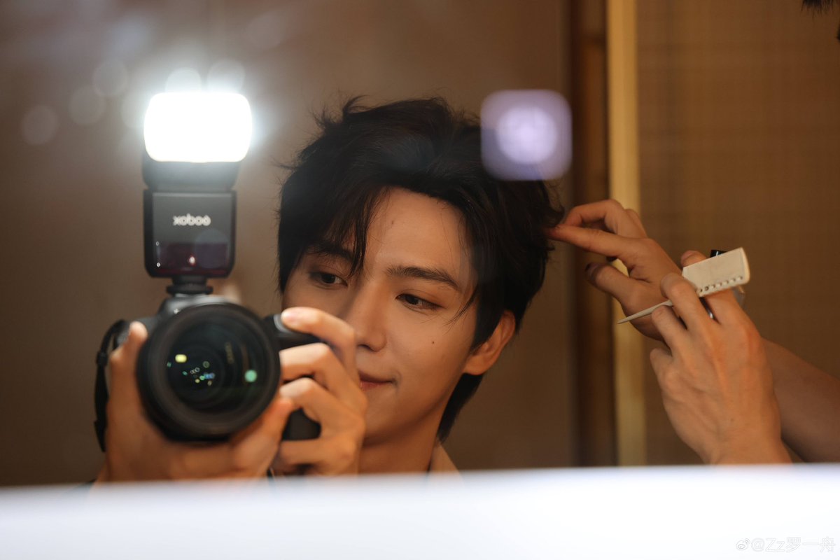 #LuoYizhou Weibo update! 📸💚
#罗一舟 #หลัวอีโจว