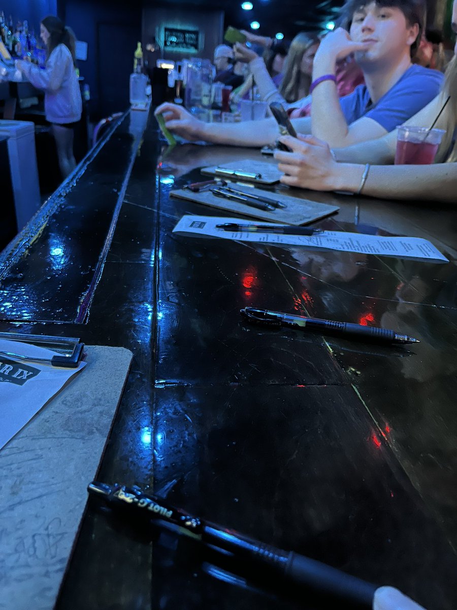 Local bar rocking the Pilot G2 0.5. #ball