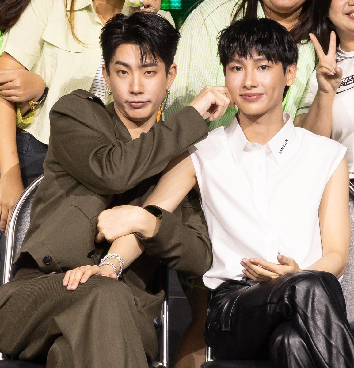 khaithirdbox's tweet photo. my offgun 🥺 https://t.co/T59CUo8QlC