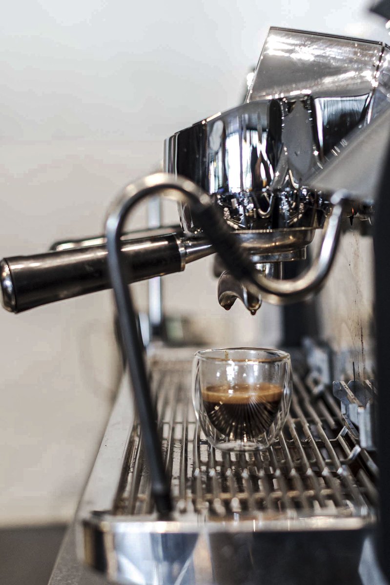 Espresso calibration is key! We calibrate twice a day at the start of every shift to ensure perfect shots👌🏽