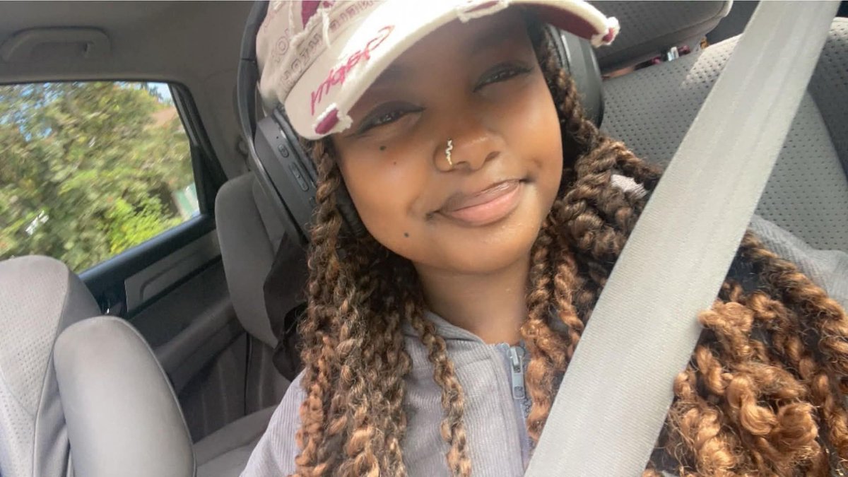 Twas the week before christmas🎄🖤