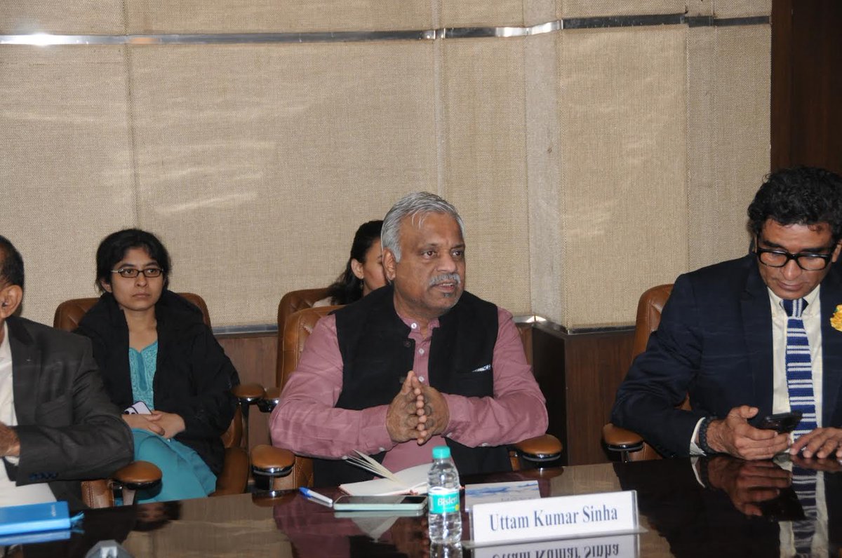 IDSAIndia's tweet image. MP-IDSA hosted a talk by @tkvkcj IPS (fmr DGP &amp;amp; Dir Vig &amp;amp; Anti-Corruption) UNC Wilmington, USA on the Role of Police in Public &amp;amp; State Security. The engaging lecture was followed by a Q&amp;amp;A session, chaired by @UKSinha_idsa &amp;amp; @dpkpillay12 . #MPIDSA #PublicSecurity #StateSecurity