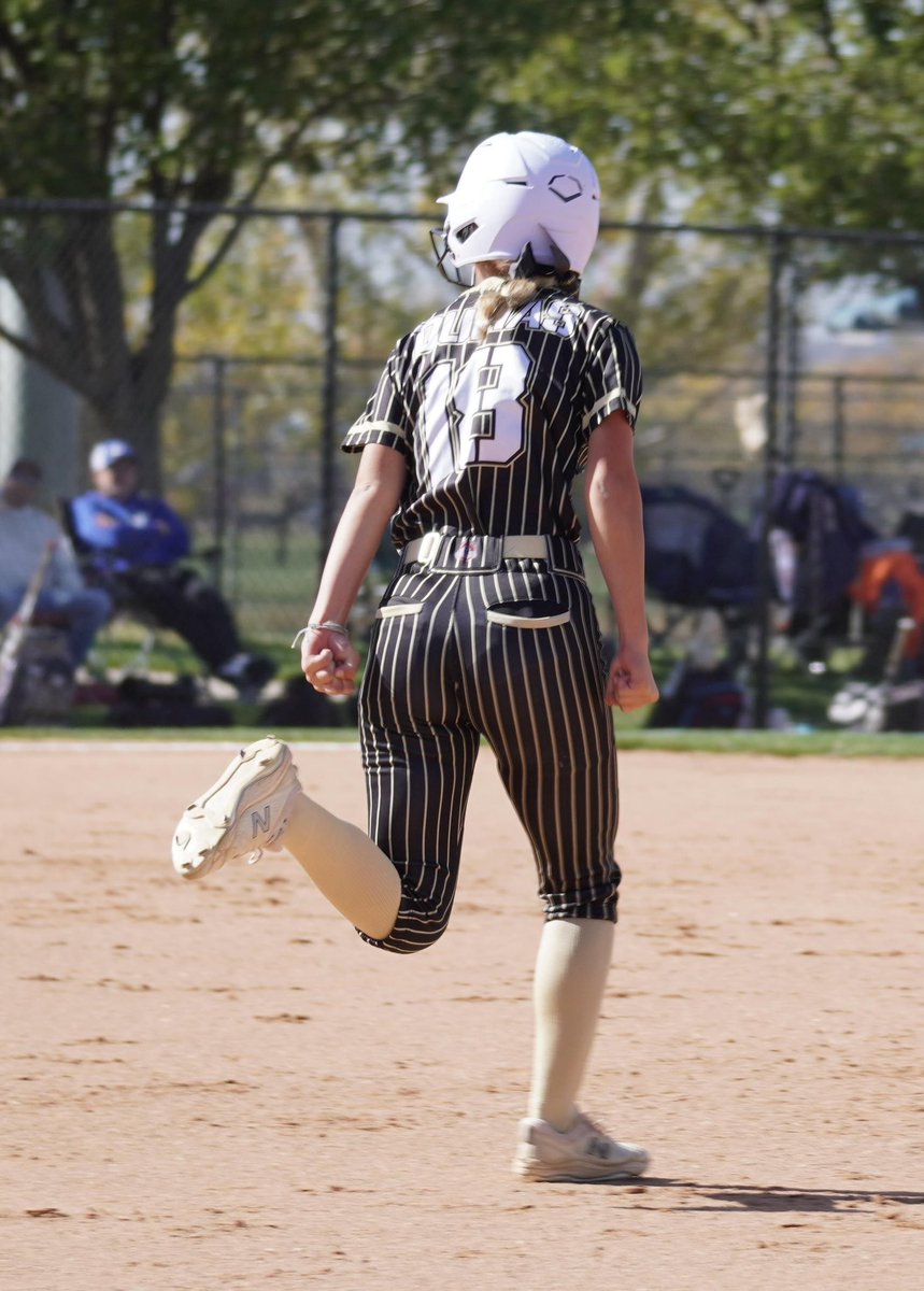 TaylorDumas2025's tweet photo. My senior season rocked, I ended the season with a batting average of .400 w/ 78 PA. I earned All Conference Honorable Mention, and was selected to play in the 5A All-Senior game. This is our final game, State vs the top Colorado pitcher. I hit 2/3 with a solo homerun and single. https://t.co/0k42H6P7YK