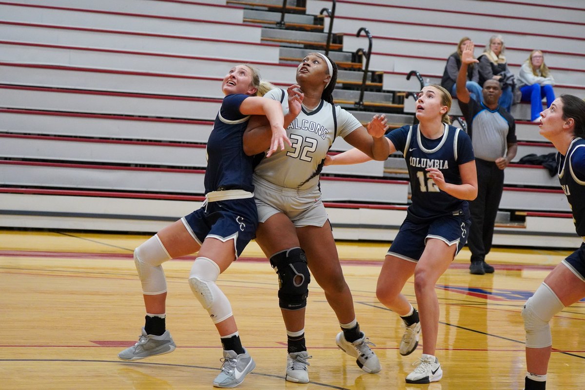 𝗙𝗥𝗜𝗘𝗡𝗗𝗦 𝗙𝗔𝗟𝗖𝗢𝗡𝗦 tweet media