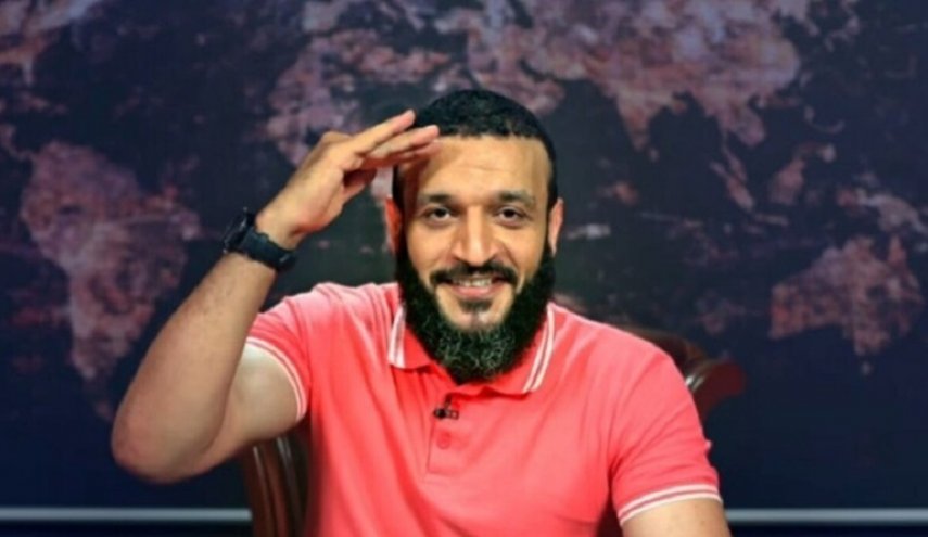 اخى الكريم <a href="/AbdullahElshrif/">عبدالله الشريف</a> متى ستدعم معنا #ثورة_المفاصل أرى أن هذا الوقت المناسب لدعمها لأنها باتت على الابواب العالم كله يترقب ثورتنا النظام الخائن واعلامه يترقبون ثورتنا الشرطة فى ميادين مصر تترقب ثورتنا ادعوك اخى المناضل الحر لدعمها