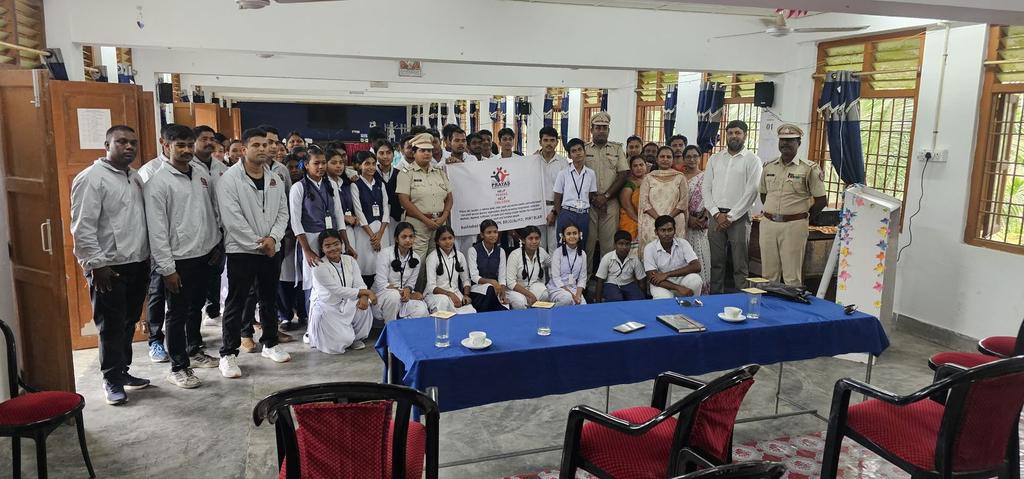 prayas_jac's tweet photo. Awareness campaigns are in full swing in Andaman
#childmarriage #pocso #hutbay @AndamanPolice @HutBay_Police @Andaman_Admin https://t.co/ewkml6bNBh