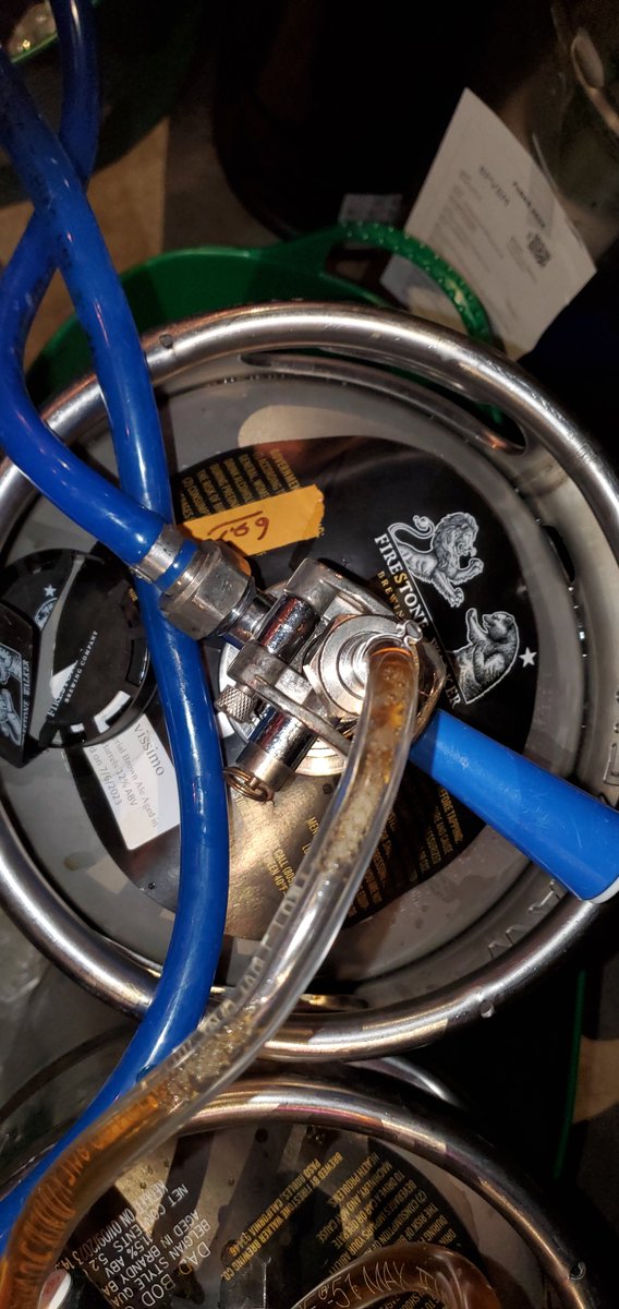 Jonas drinks BEER 🍺 tweet media