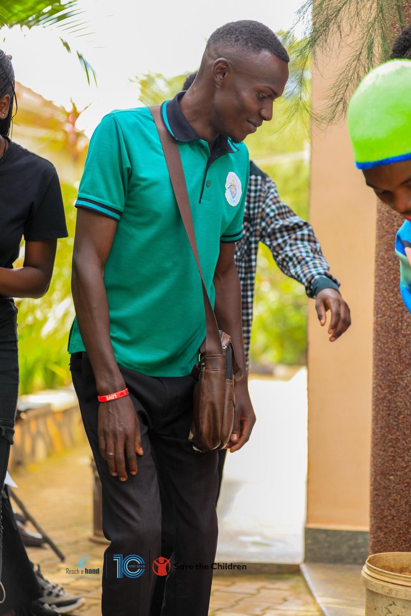 BMMShifters's tweet image. As we celebrate our journey,  we cannot forget to appreciate our partners @save_children, @reachahand and @SautiPlusMedia.

13th April 2024 marked the start of our journey.
#LetsShiftNow  #tofanakyokyogerekooo 

@joachyb  
#mentalhealthmatters  #youthempowerment #Christmas2024