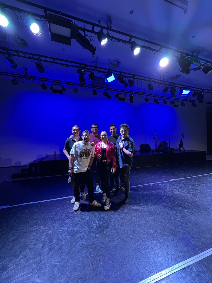 #LaOtraMitad <a href="/BINAES/">Biblioteca Nacional de El Salvador</a>