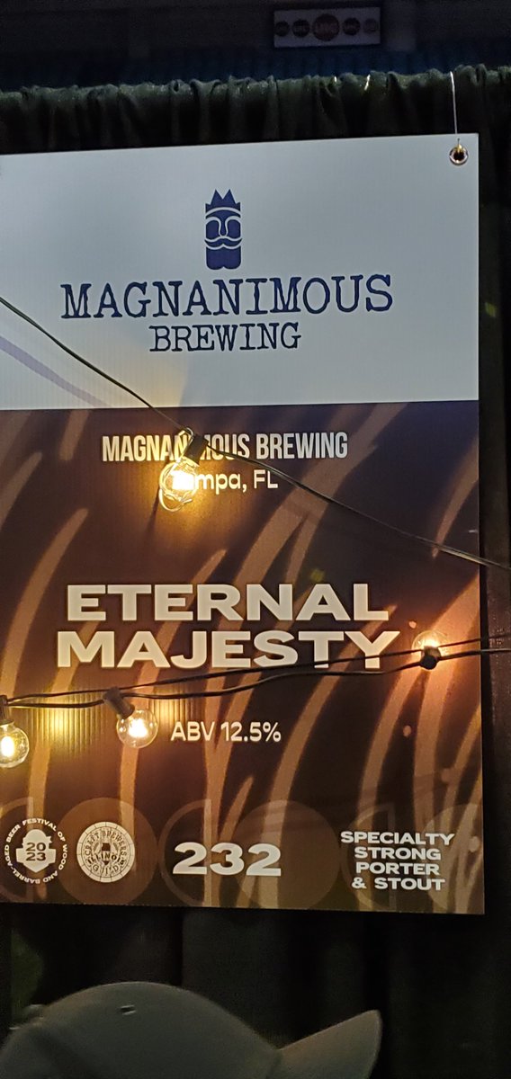 Jonas drinks BEER 🍺 tweet media