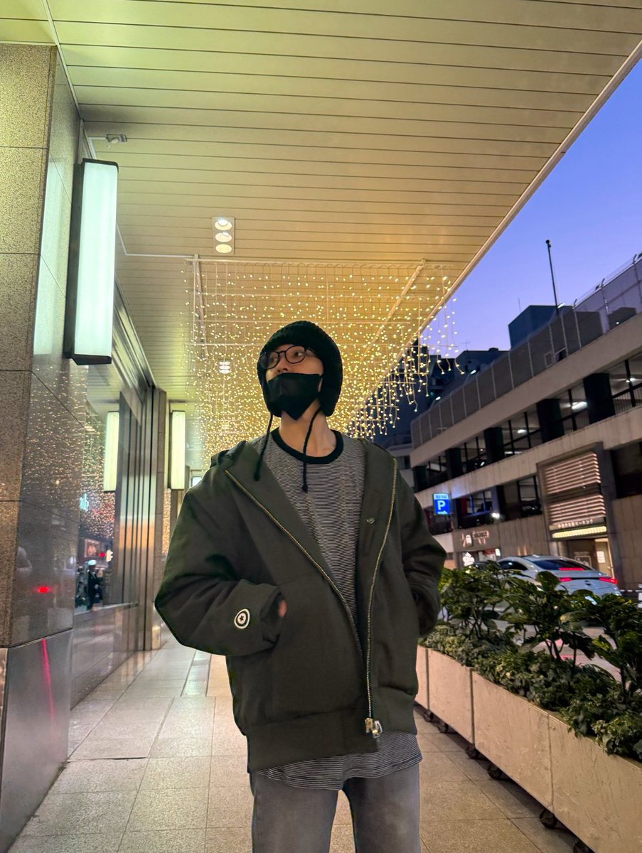 taohaomoon's tweet photo. え伊勢丹？！いつ来た🫨 https://t.co/OPx38regEg