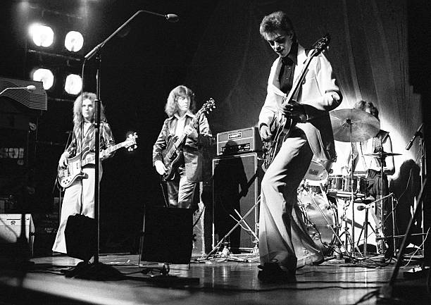 NewWaveAndPunk's tweet photo. 76 years old today: Bill Nelson #BeBopDeluxe #RedNoise
Pics;
Ian Dickson
Gus Stewart
Ian Dickson
Denis O'Regan
https://t.co/uWini4Ohqw https://t.co/VuY4YrmPDB