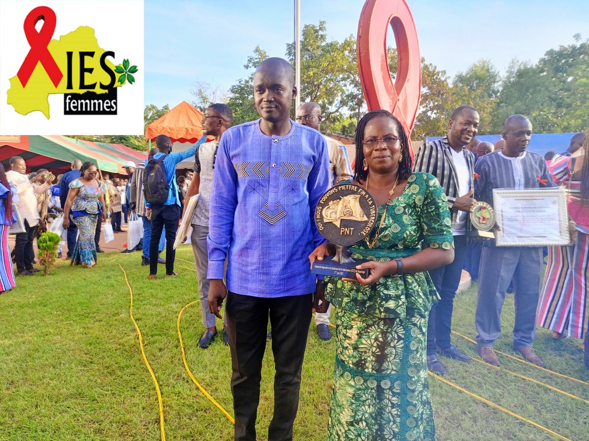 FemmesIes's tweet photo. Félicitations au District Sanitaire de Bogodogo ! 🎉

Le District Sanitaire de Bogodogo a une fois de plus démontré son engagement et son excellence en recevant le 3ème prix du Meilleur CDT à l’occasion de la Journée Mondiale de Lutte contre le VIH/Sida. https://t.co/dNqrKWkYJr