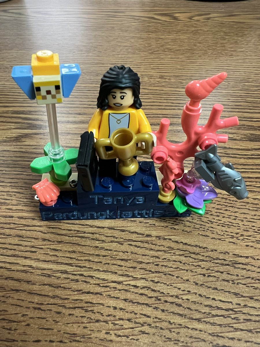 The best gift a Lego League coach has ever received. Thankful for an amazing Lego League season! 💛 <a href="/MJHS203/">MJHS203</a> <a href="/NEF203/">NEF</a> <a href="/team3061/">Huskie Robotics</a> <a href="/Naperville203/">Naperville 203</a> <a href="/firstlegoleague/">FIRST LEGO League</a>