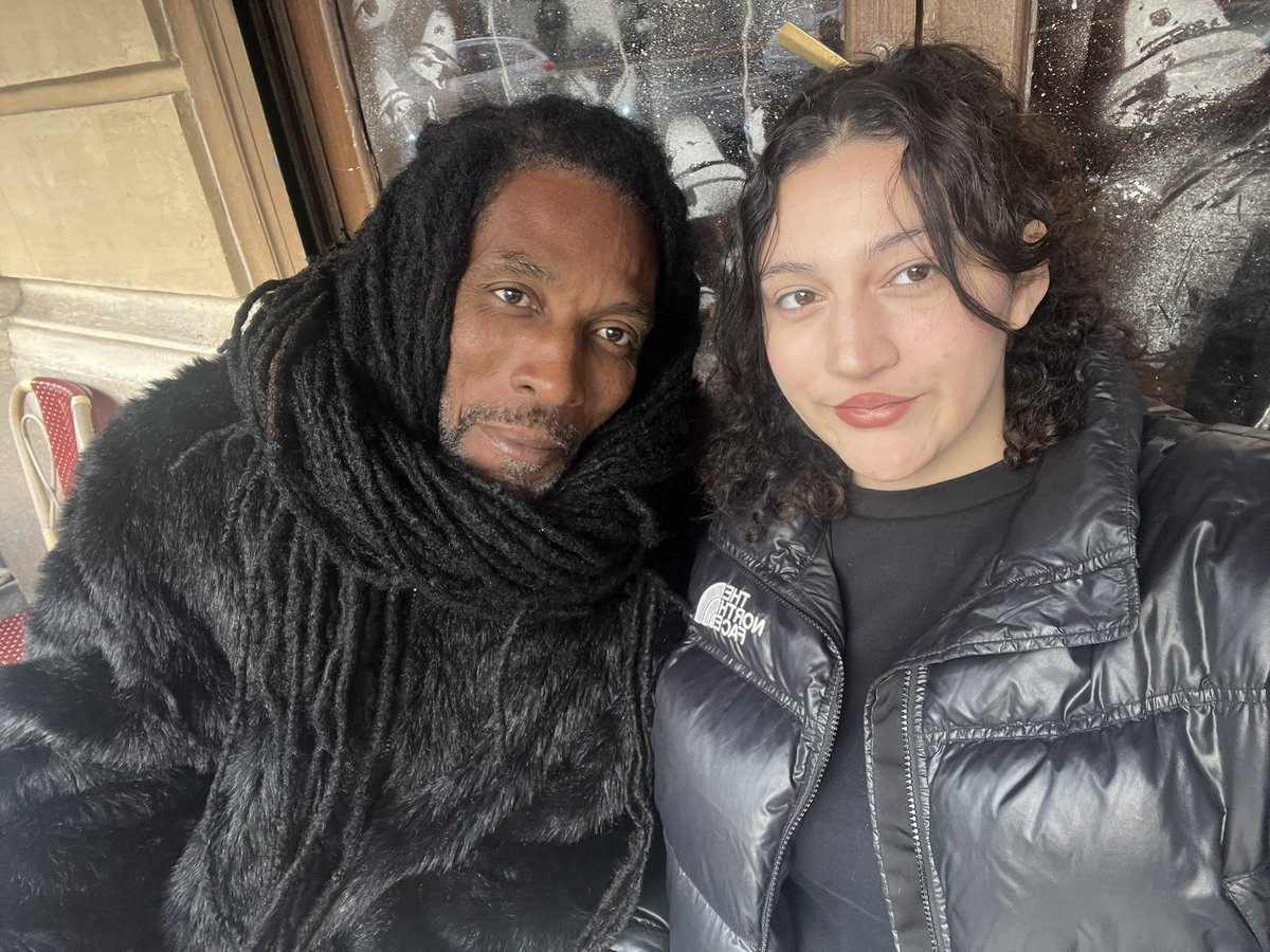 jtmfoort's tweet image. Ne perdez pas espoir j’ai retrouvé mon daron qui avait perdu sa connexion internet depuis 12 ans !