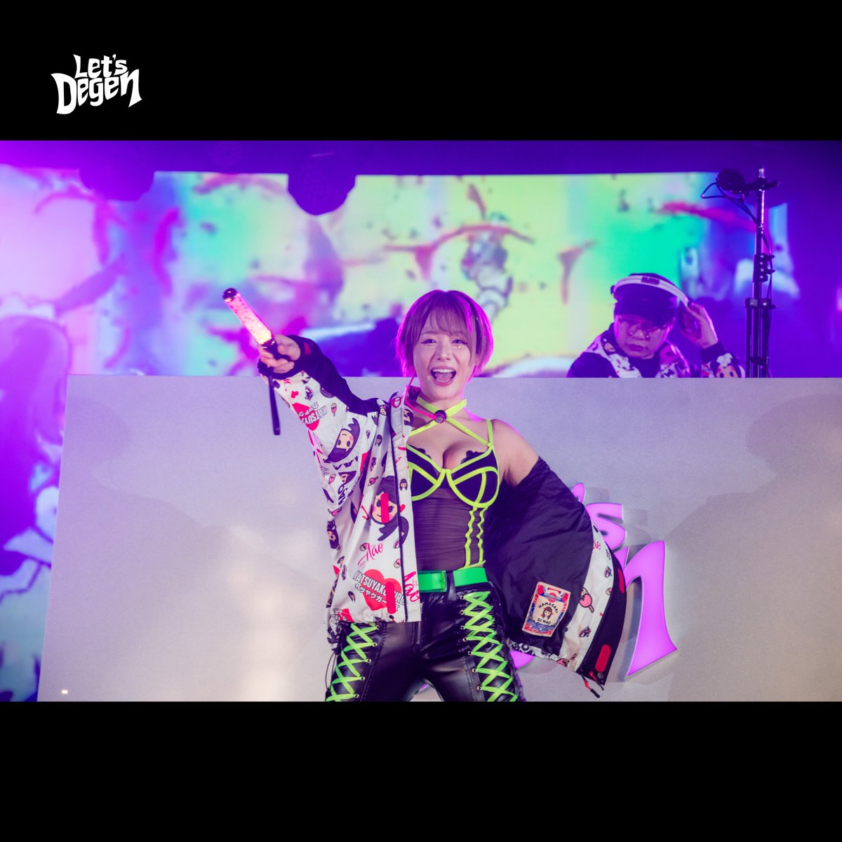lets_degen's tweet photo. Let’s Degen 2024 Macau: Chapter 0 🇲🇴🧩

DJ Mao

來自日本的宅男女神 @Hamasaki_mao 👸🏻✨Let’s Degen 2024 Macau 觀眾都沉醉在她的音樂世界中🎶還為為現場帶來除了音樂之外不一樣的享受🎉

Japan's sexy queen @Hamasaki_mao  gets everyone truly immersed in her enchanting world of music🪩 that brings a unique level of enjoyment beyond just music to the audience💫

#LetsDegen #LetsDegen2024Macau #LetsDegenChapter0 #DJMao