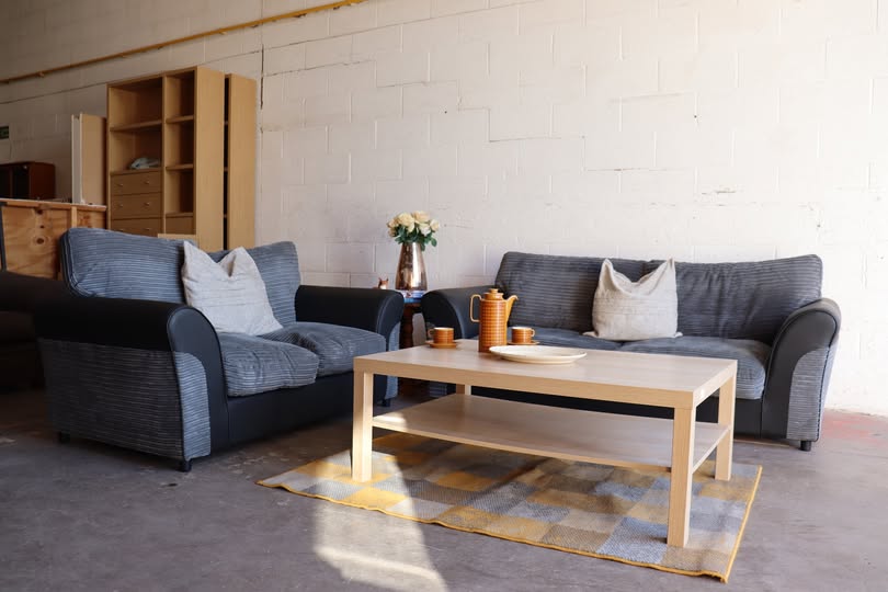 Shop Local, Shop Second-hand! 🪑💛

Save money, support your community, and give furniture a second life. 🌍

Together, we can build a sustainable future. Come see what’s new today!