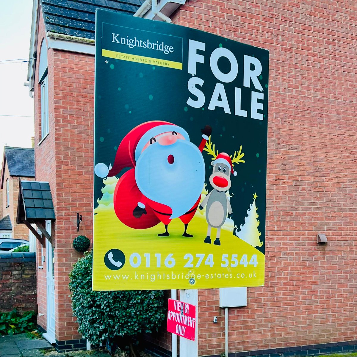 Boards4Agents (@boards4agents) on Twitter photo 🎄Christmas has taken over!🎄Over the past two weeks, we have put out over 250 Christmas boards!🤩The feedback we’ve received from customers, family, friends and even from people we don’t know has been lovely to hear.😊A big Thank You to <a href="/KnightsbridgeEA/">KnightsbridgeEA</a> for working with us. ✨ 🎄Christmas has taken over!🎄Over the past two weeks, we have put out over 250 Christmas boards!🤩The feedback we’ve received from customers, family, friends and even from people we don’t know has been lovely to hear.😊A big Thank You to <a href="/KnightsbridgeEA/">KnightsbridgeEA</a> for working with us. ✨