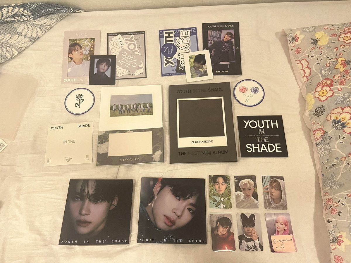 insyourheart's tweet photo. 🚨 DESAPEGO - FIM DE ANO - ZB1 
— YITS COMPLETO YOUTH: R$ 130,00
⁃YITS COMPLETO l SHADE: R$ 130,00
⁃YITS DIGIPACK HANBIN INCOMPLETO: R$ 45,00
⁃YITS DIGIPACK GUNWOOK INCOMPLETO: R$ 45,00 + https://t.co/mHDaUmeq4E
