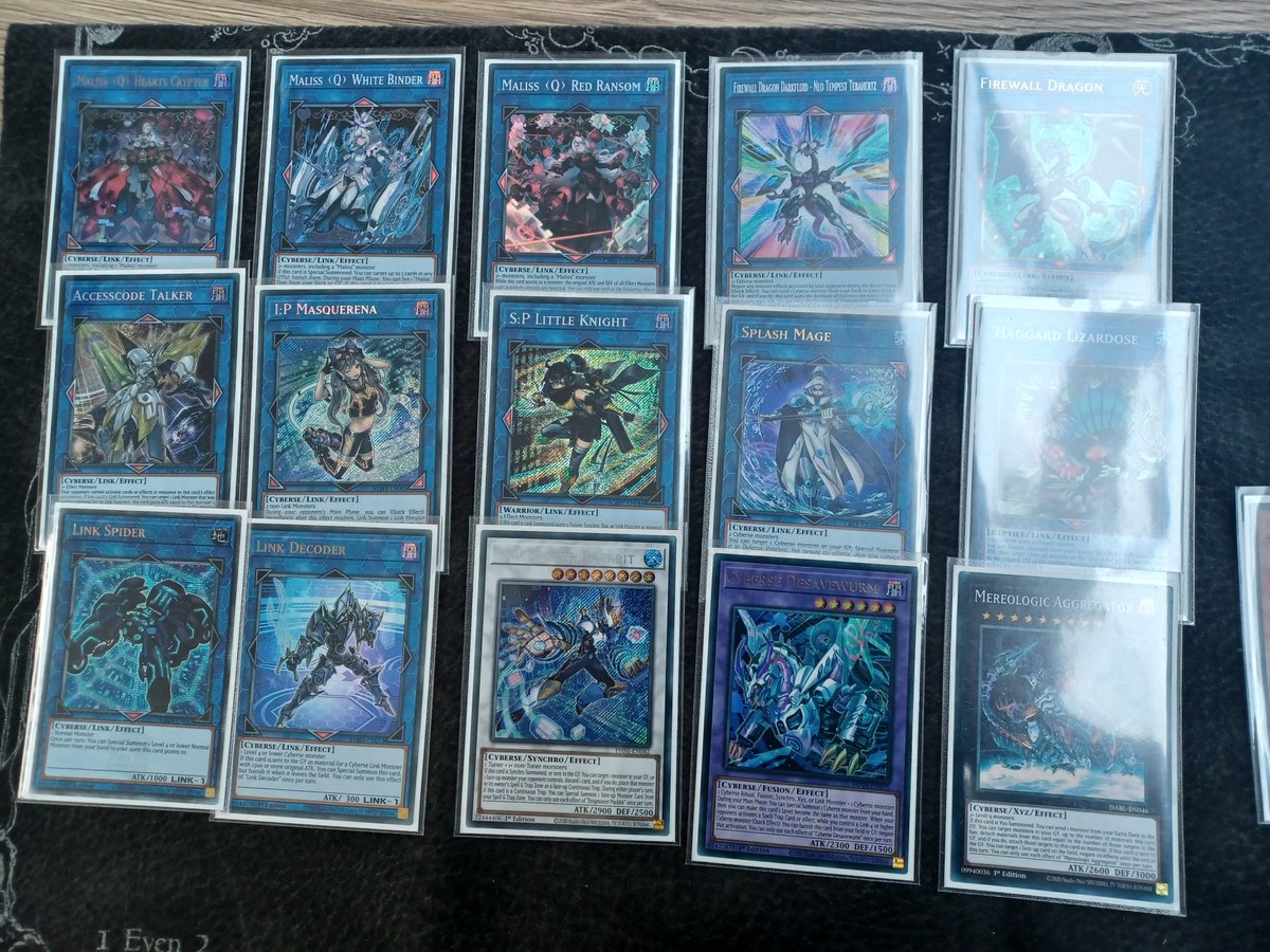 DempseyClu's tweet photo. This weekend, I went 4-0 at locals with Maliss. Was my first time piloting the deck so I decided to play a pure build with a larger amount of handtraps. Now I have the main combos and can play around most handtraps, it's time to test the Striker and Fiendsmith variants!! https://t.co/0ZaBGrjbmq
