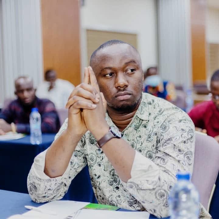ShanzyJeff's tweet photo. Governance is a serious issue which needs technocrats and serious people not empty braggarts. Basintale must learn from now https://t.co/OhRCGsvaTz
