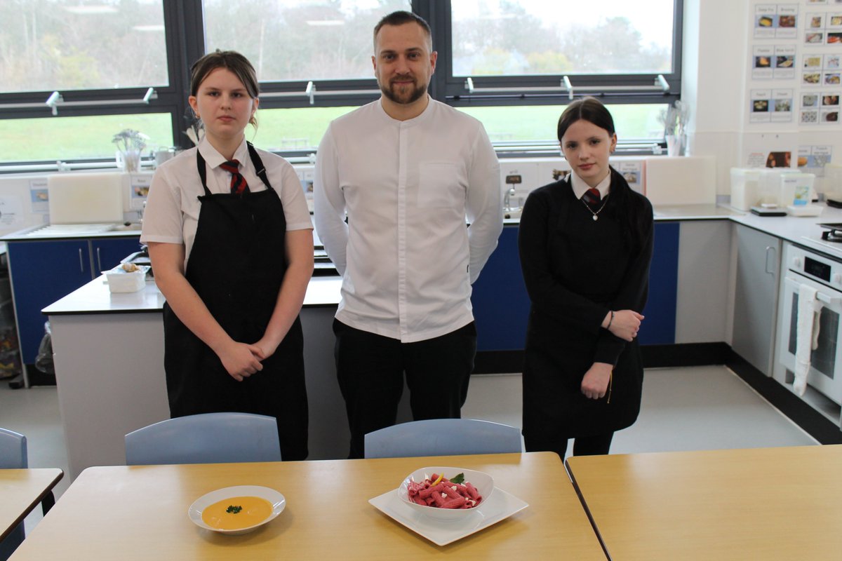 St Benedict's Catholic High School (@stbenedictshs) on Twitter photo Huge congratulations to two of our Year 10 students, who recently competed in the next heat of the <a href="/SBFutureChef/">Springboard FutureChef</a> competition! 👨🍳
Well done to Kayce who was the winner, and will now go onto represent the school at the next stage 👏👏👏
Full details here: bit.ly/3VNS6wn Huge congratulations to two of our Year 10 students, who recently competed in the next heat of the <a href="/SBFutureChef/">Springboard FutureChef</a> competition! 👨🍳
Well done to Kayce who was the winner, and will now go onto represent the school at the next stage 👏👏👏
Full details here: bit.ly/3VNS6wn