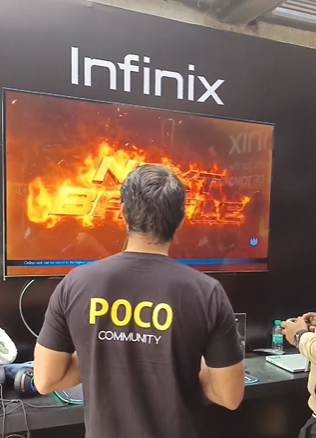 InfinixIndia's tweet photo. A wise man once said,

"Bhaisahab ye kis line mein aa gaye aap?" 🤯

Batao bhai @IndiaPOCO https://t.co/lsrwiuOvtd