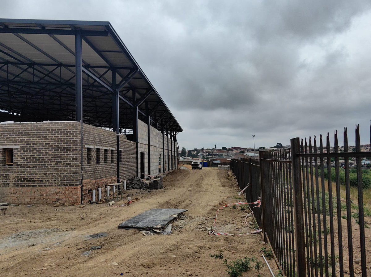 TrevorNoahFdn's tweet image. 🚧 FIP Hall Update: Progress in Motion!

✅ Paving at the refuse yard is underway for better stormwater drainage.
🔄 Coming in 2025: cement flooring, ceilings, windows, tiles &amp;amp; more paving.
Excited to see this community hub take shape! #FIPUpdate #BuildingForTomorrow