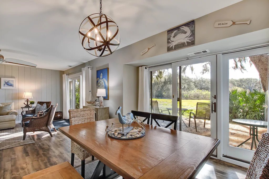 AmeliaPrimeRent's tweet photo. Book a stunning vacation villa on Amelia Island directly from the owner! Enjoy privacy, luxury, and breathtaking views. Reserve your stay today! https://t.co/6JsjmYb1Jg
#AmeliaPrimeCondos #AmeliaIslandVilla #VacationByOwner #BeachfrontStay https://t.co/Un5wLyTWDl
