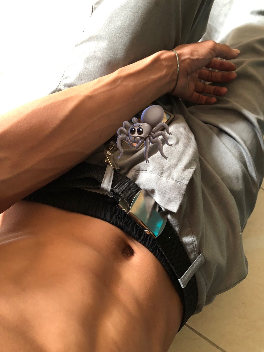 fqrlstnttoo's tweet image. mau post badan yg kuyus ini 😖