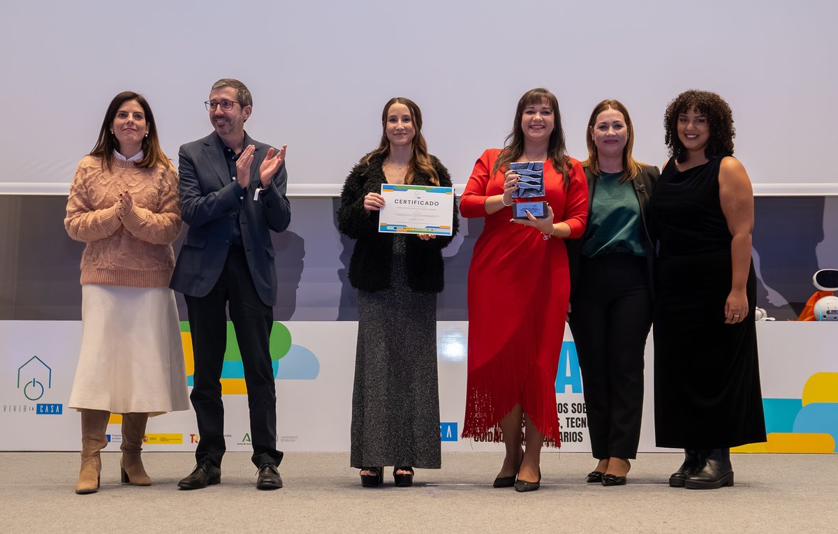 'Unidos por un sueño', 'Ciencia y corazón. Historias que inspiran', 'La ventana infinita' y 'Vera como solución a la soledad no deseada', cortos🎬 ganadores del I Certamen de <a href="/VivirenCasaUMA/">Vivir en Casa UMA</a>. +info: uma.es/sala-de-prensa…

¡Enhorabuena! 👏