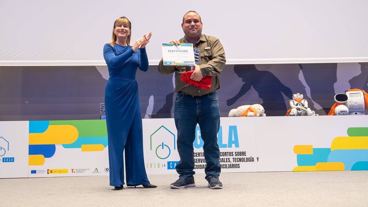 Universidad de Málaga tweet media