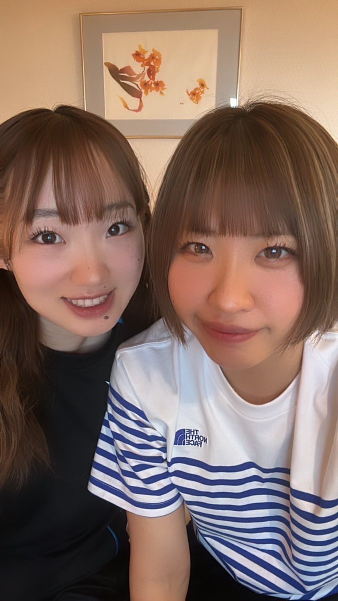 kurobeaqua's tweet photo. ／
🧚‍♀️今週のラジオミュー『AQUA BEAR』🩵
＼

明日夜7時〜の放送は、
あかねとあやなの2人でお送りします！

半日金沢旅行の話とサンタさんについて話しました🎅
ぜひサンタさんきてね〜👋🏻

#KUROBEアクア��ェアリーズ富山
#浮島杏加子
#田邉彩七
#ラジオミュー
#アクアベアー https://t.co/JHPUMTh9V5