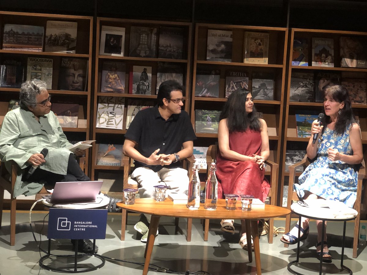 shinieantony's tweet image. The art of grieving. Of holding on, letting go...
#BICLibrary #IndiraChandrashekhar #UrmilaDevi
@vikramsampath @exobjects @film_worm @ombooksdelhi