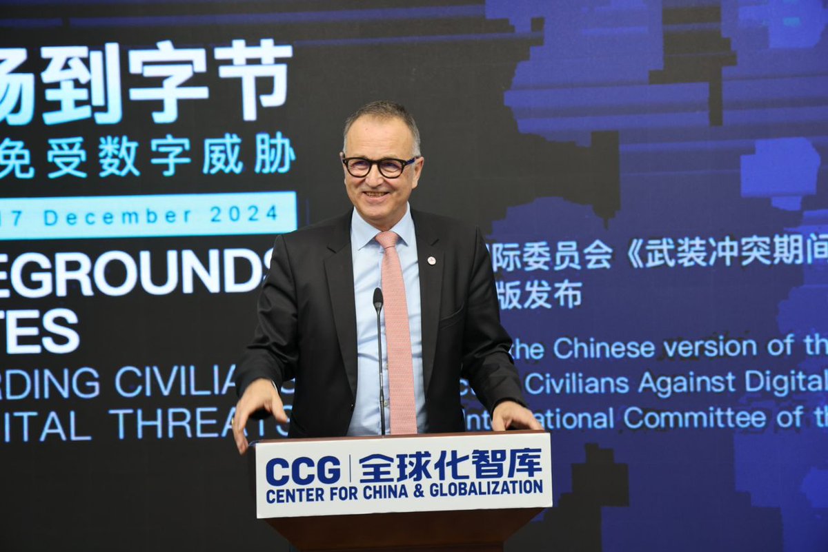 StaehelinB's tweet photo. Honored to share the Chinese release of the @ICRC report on digital threats to civilians in conflict zones. As the former special envoy for #Techplomacy at the ICRC, I particularly value this milestone. Read the report: https://t.co/s4eqIwjnvy π§΅ https://t.co/fDSitDp6Xy