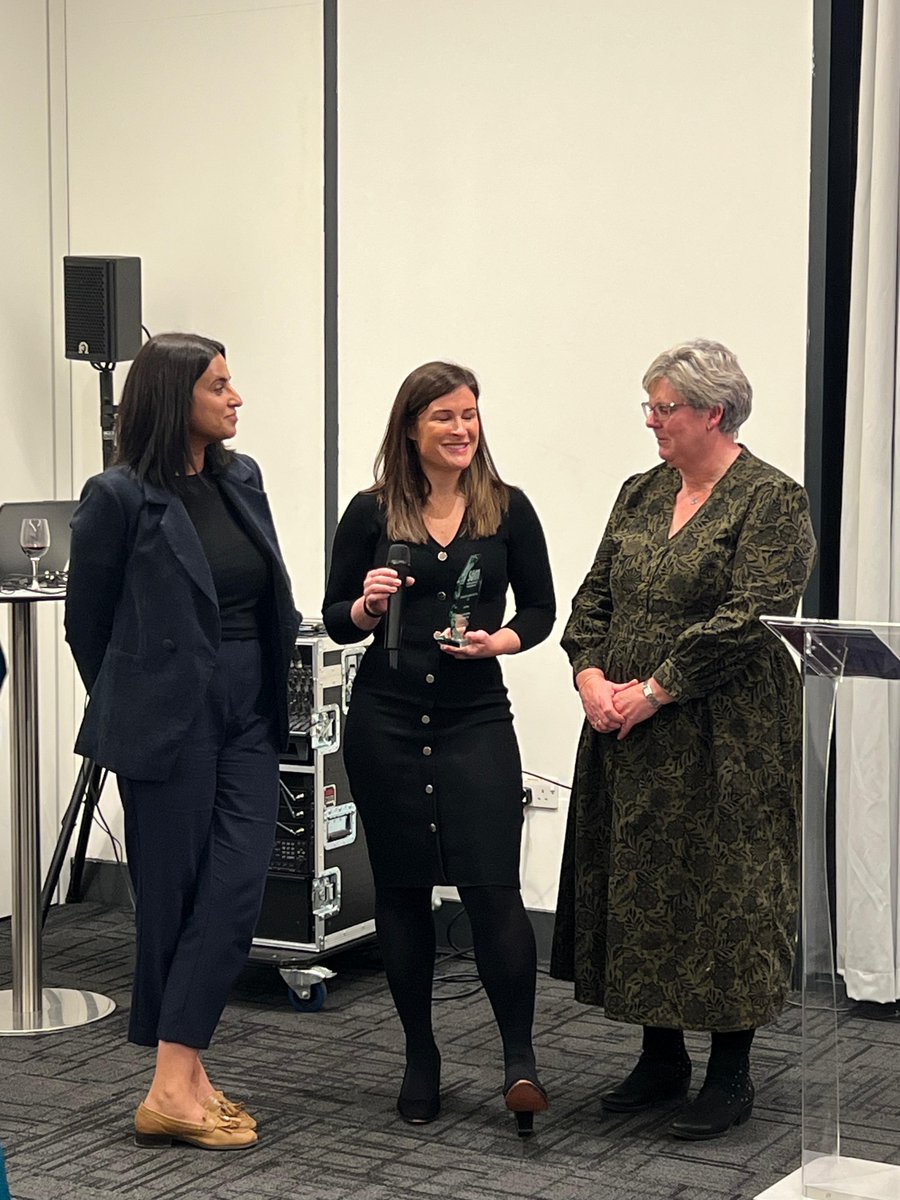 SOM e-News tweet media