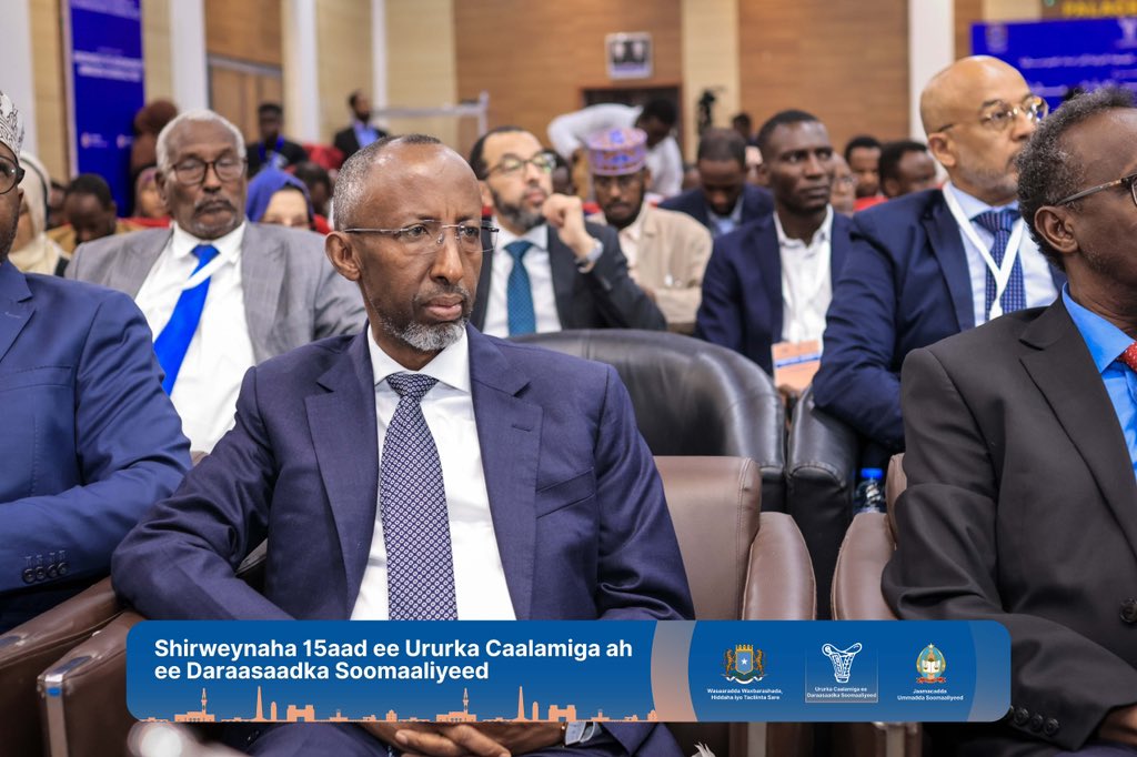 15thSSIA's tweet photo. Maalintii 4-aad ee Shirweynaha Daraasaadka Caalamiga ah ee Soomaaliyeed ayaa si habsami leh u socota. Dr. Bashiir Cabdullaahi Maxamuud ayaa soo jeediyay khudbad ku saabsan: Khibradda Daraasaadka Af-Soomaaliga iyo Suugaanta. #SSIA2024 https://t.co/wk80BVVEVz