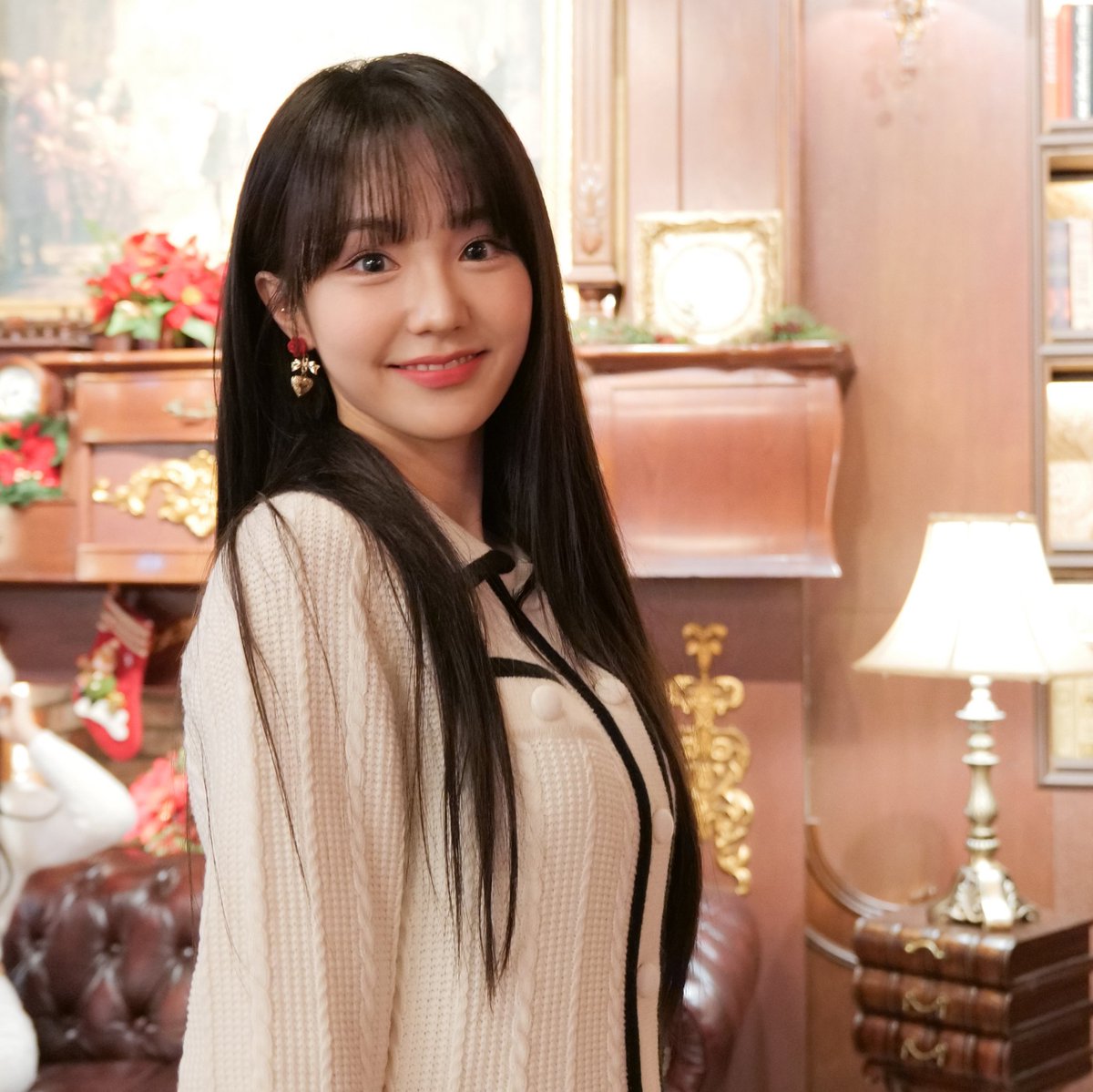 🎄

#wooah #우아 #나나 #Nana #wooahnana <a href="/WOOAH_HM/">WOOAH 우아</a>