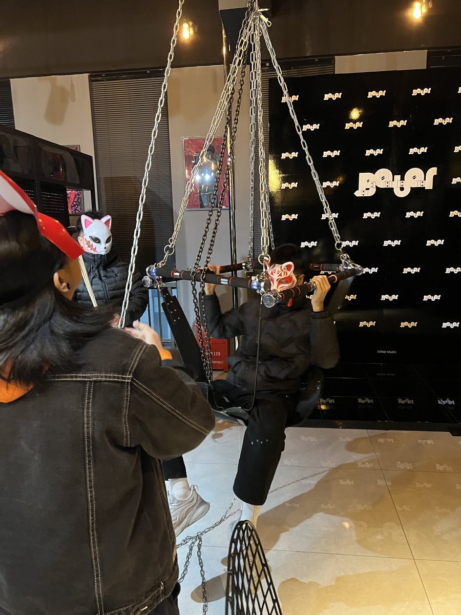 坐标义乌凌云地铁站，有空的宝宝来玩呀！！！

#sm酒吧 #字母圈 #sm调教