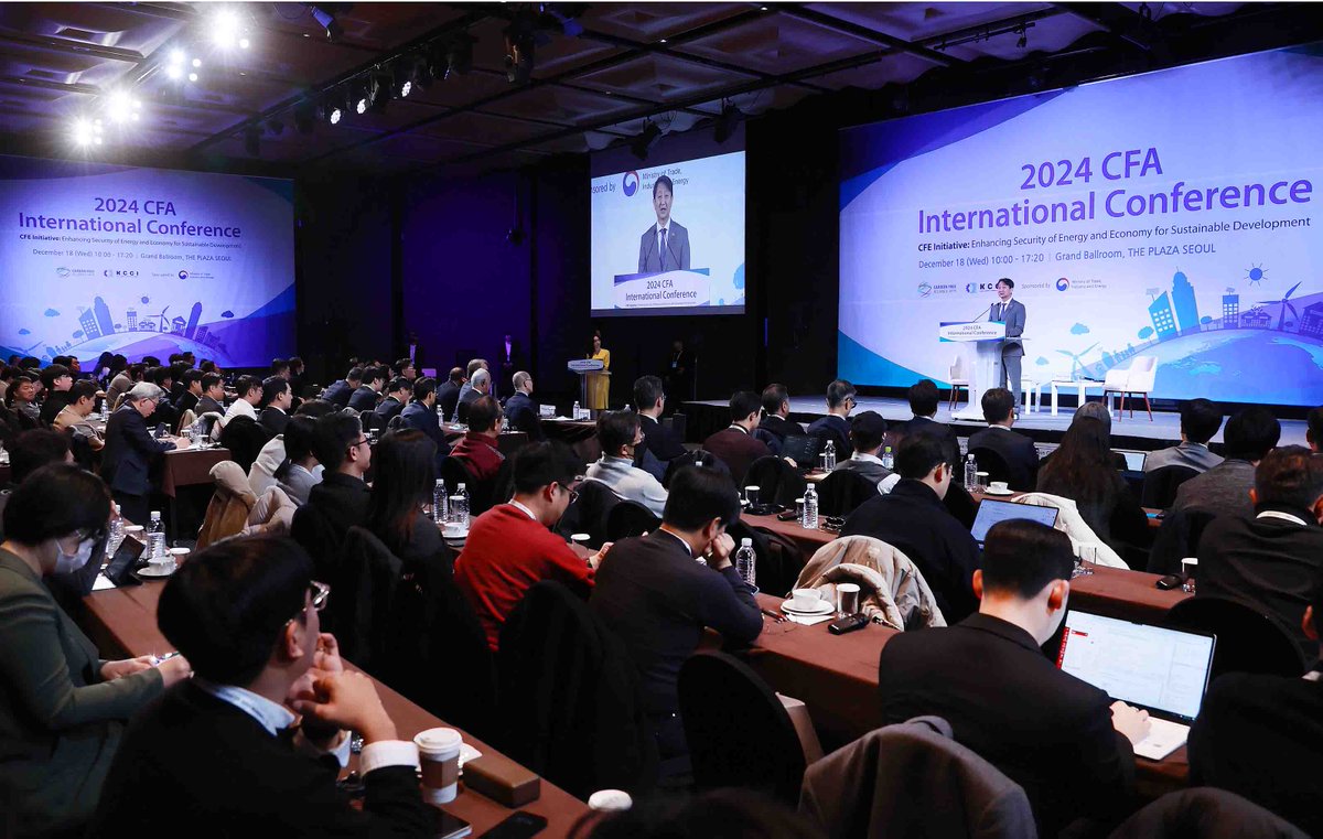 MOTIRKoreaEng's tweet image. #MOTIE Dukgeun Ahn attended the CF Alliance International Conference 2024 today in #Seoul &amp;amp; gave an opening message, stating that within the one year since Korea’s proposing the #CFE Initiative, it has won the support of the #IEA and 11 countries. 
👉english.motie.go.kr/eng/article/EA…