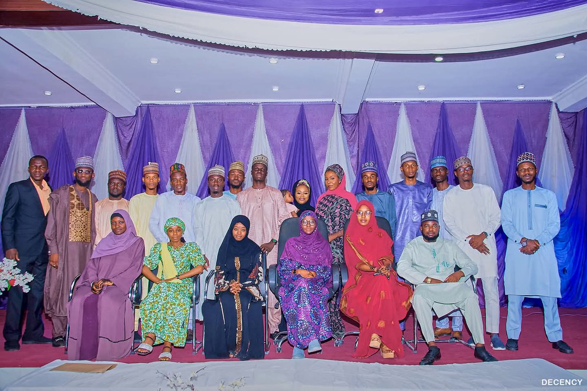 COPIED

By Dr. Ahmed Mohammed Bedu, Lecturer, University of Maiduguri. 

Yobe State Government's investment in education is yielding positive results as over twenty Yobe Indigenes are among the 2024 MBBS graduating students of University of Maiduguri. 
Speaking at their