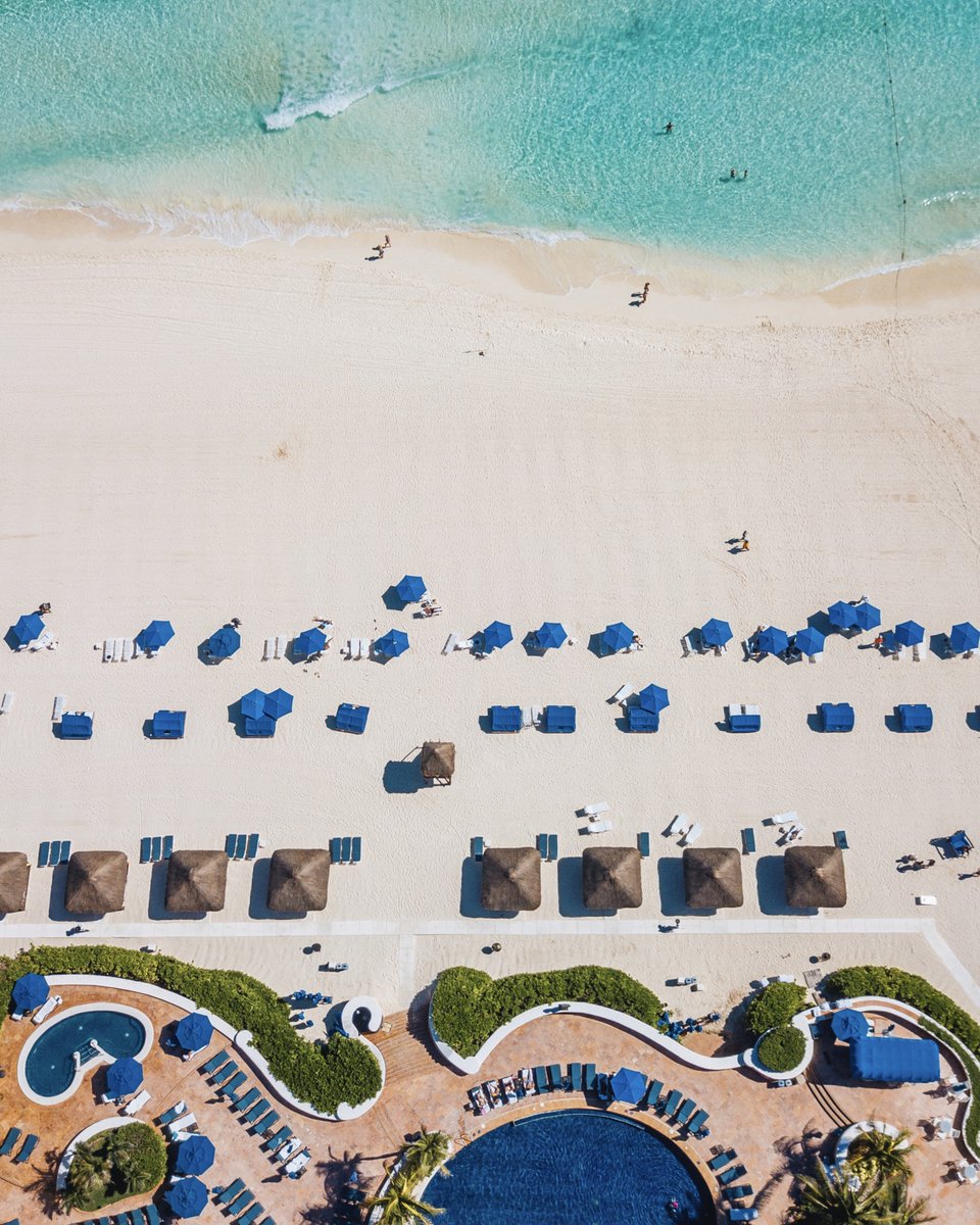 Planning a winter escape in the sun? Trade snow for sand and relax in the warmth of Mexico this season at Kempinski Hotel Cancún Mexico. Bask in turquoise waters, endless sunshine, and luxury that makes every moment unforgettable. 
bit.ly/3F1DSjH