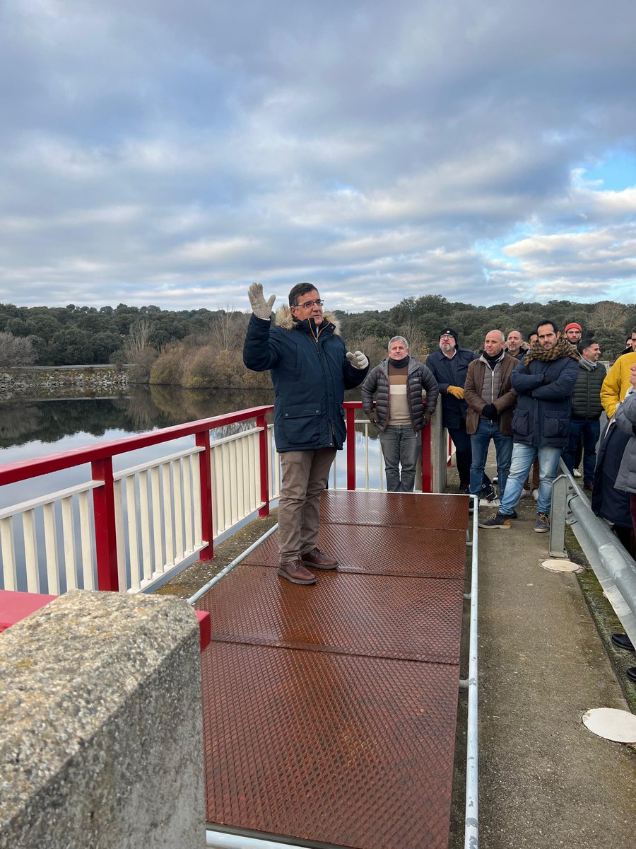 📍 Visita a Ávila + Carrera de las Empresas 2024 🏃‍♂️
🔸 Jornadas culturales y deportivas para despedir el año.
🔸 ¡2° puesto en el 10K 3 Masculina!
🎄 ¡Felices fiestas y próspero 2025!